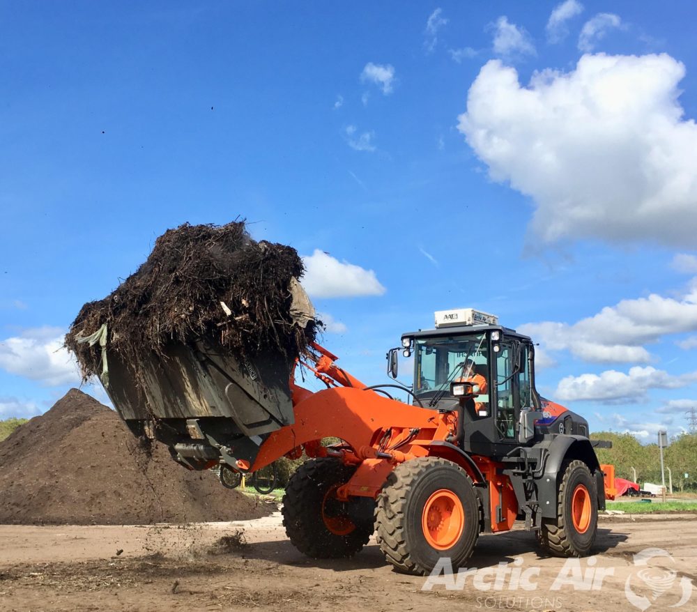 Hitachi LW 180-5 loading shovel fitted with Arctic Air AA6 hazardous air cab filtration overpressure safety system
